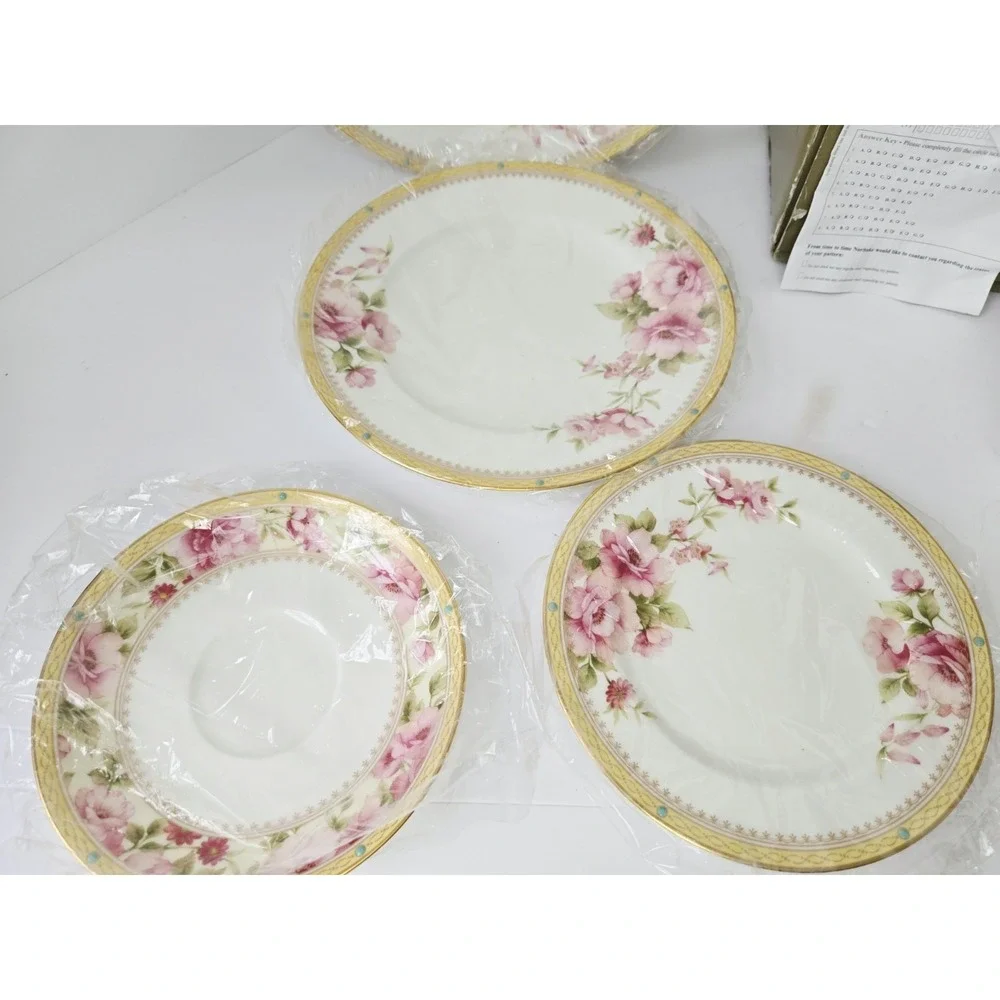 Noritake place setting